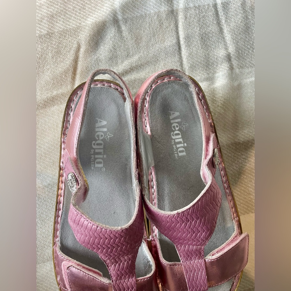 Alegria PG Lite Metallic Pink T- Strap Open Toe sandal women size 39/ 8.5. - Picture 4 of 7